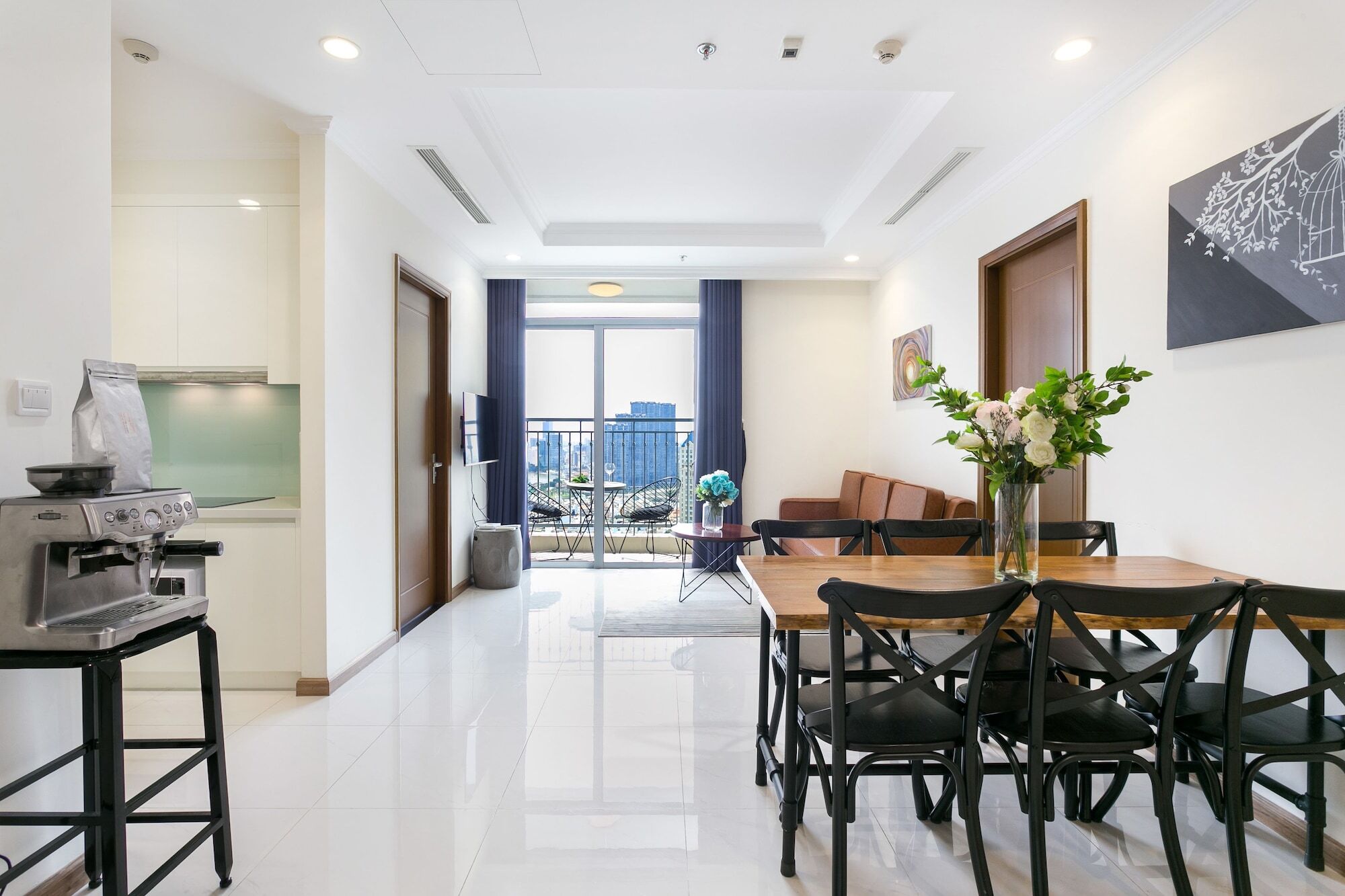 Căn hộ Luxury In Vinhomes Golden River TP. Hồ Chí Minh