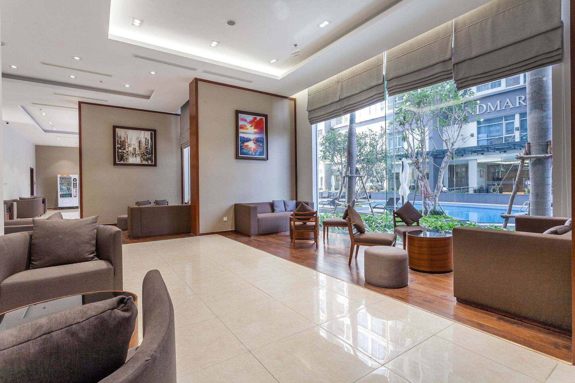 Luxury In Vinhomes Golden River Căn hộ TP. Hồ Chí Minh