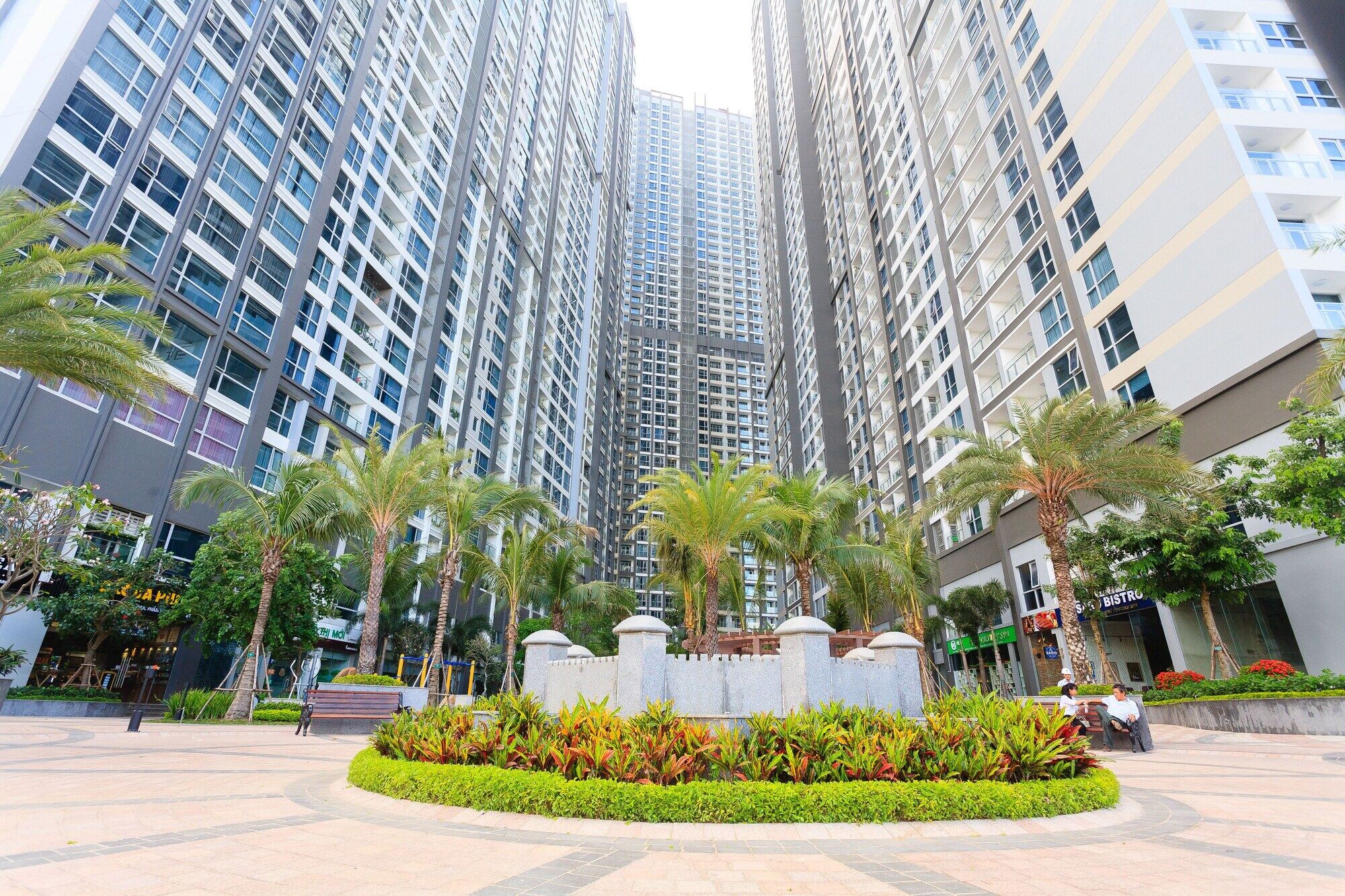 Luxury In Vinhomes Golden River TP. Hồ Chí Minh