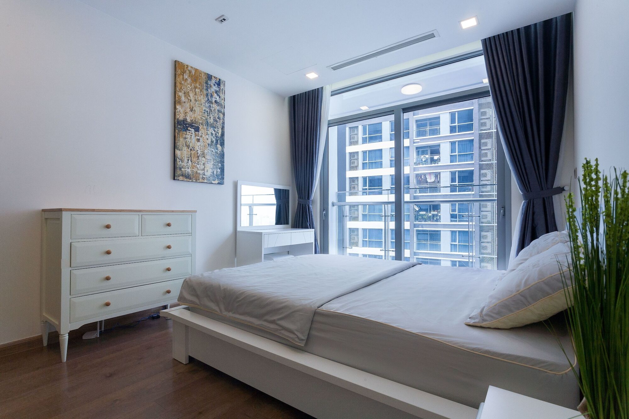 Căn hộ Luxury In Vinhomes Golden River TP. Hồ Chí Minh